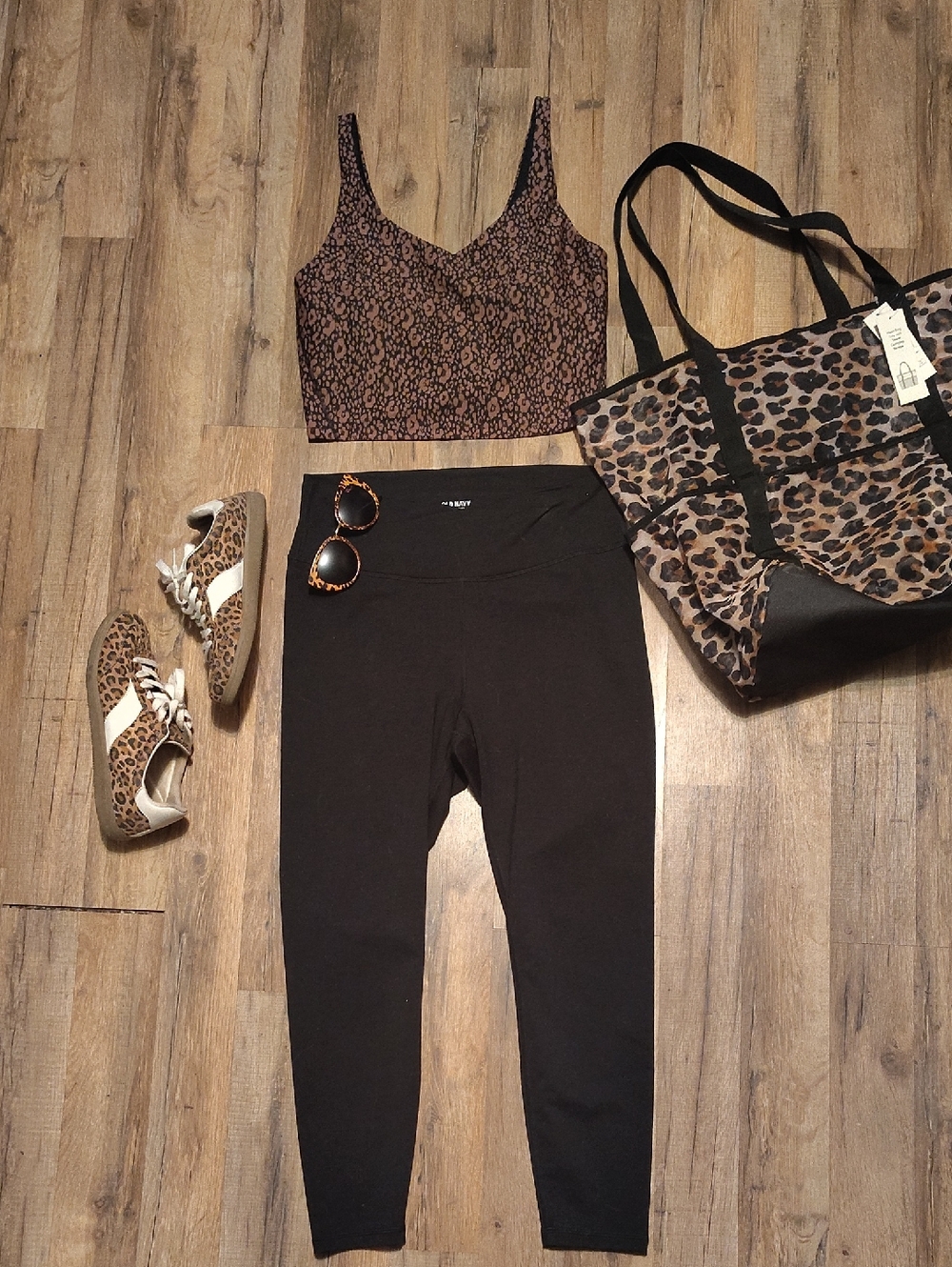 Old Navy Leopard Powersoft Sports Bra